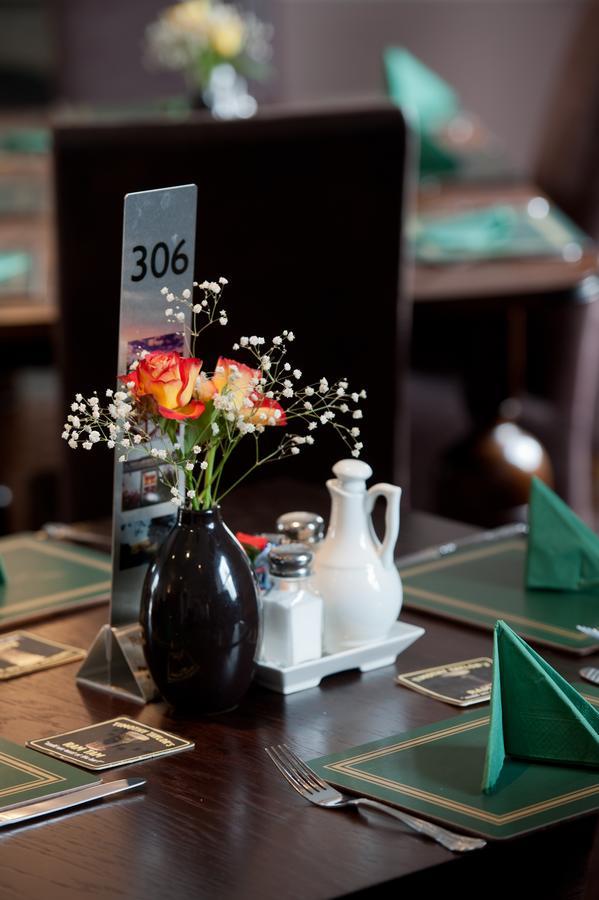 The Racehorses Hotel 케틀웰 외부 사진